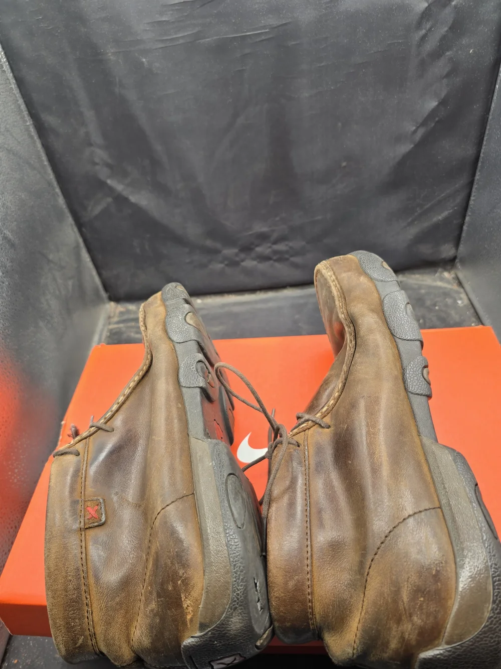 Twisted X Men's Brown Leather Chukka Boots